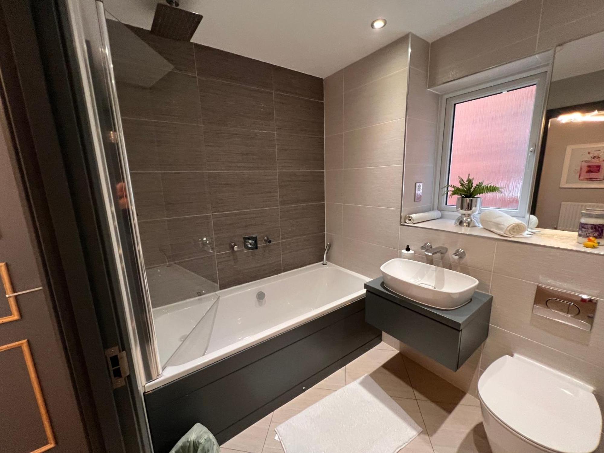 Luxury Durham Home In Dh1, Free Parking, No Fees المظهر الخارجي الصورة